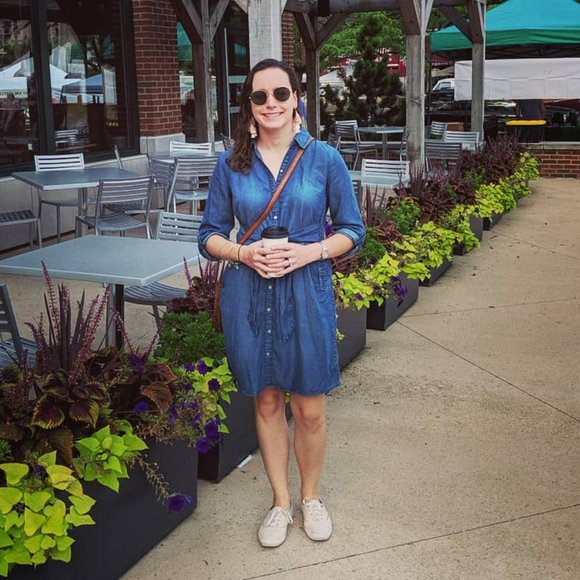 Meet your Posher, Katherine - Picture 2 of 7